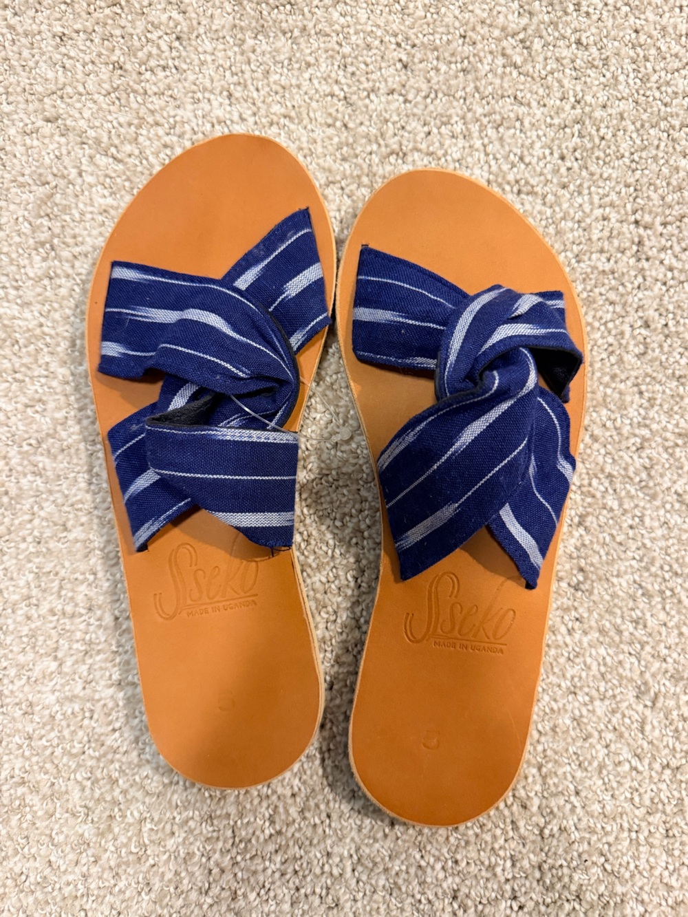 Sseko Women's Blue Ikat Knot Slide Sandals